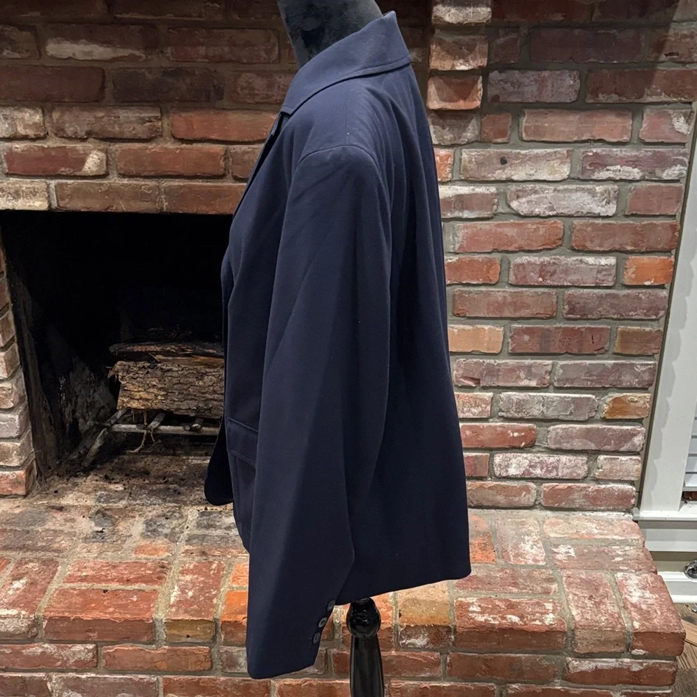 Classic Navy Women's Blazer - Picture 5 of 8